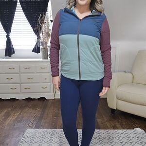 The North Face Women’s Hybrid Insulated Jacket | ThermoBall™ Style | Size Small